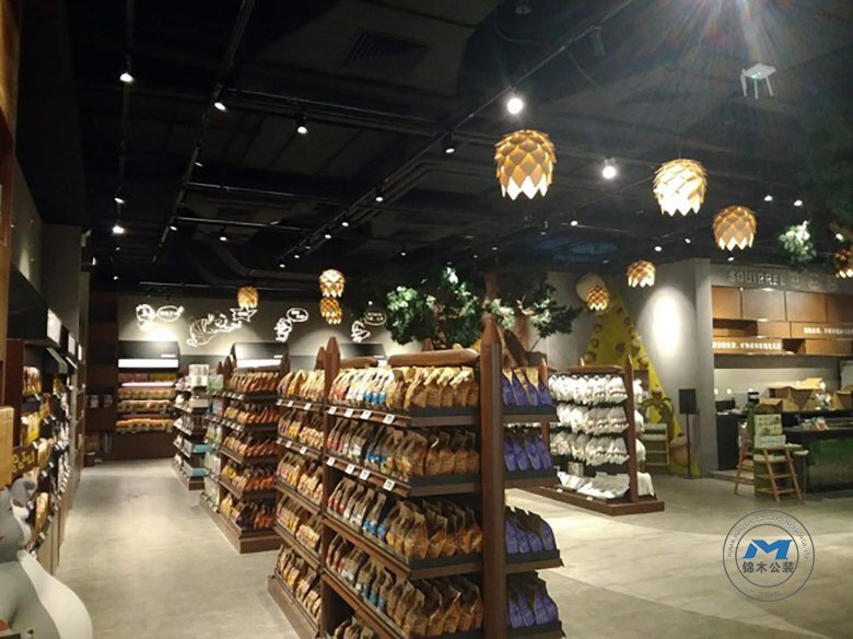 連鎖零售品牌門店裝修設(shè)計(jì)進(jìn)口食品區(qū)